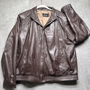 Brown Leather Bomber Jacket Men's 44 Summit by Robert Comstock Vintage Outerwear